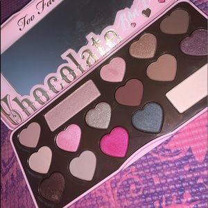 TOO FACED CHOCOLATE BON BONS PALLETE